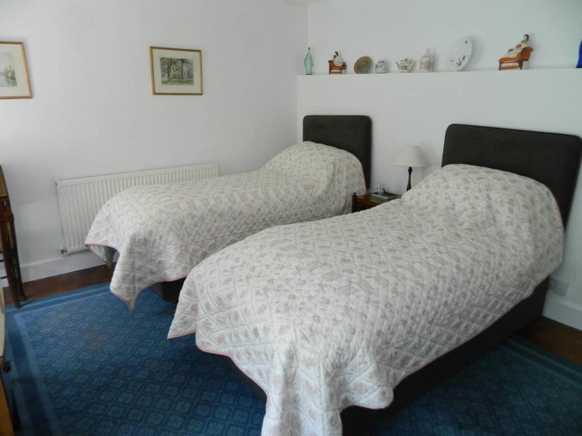 River Cottage A Country Retreat In Wooded Gardens East Stoke  Экстерьер фото